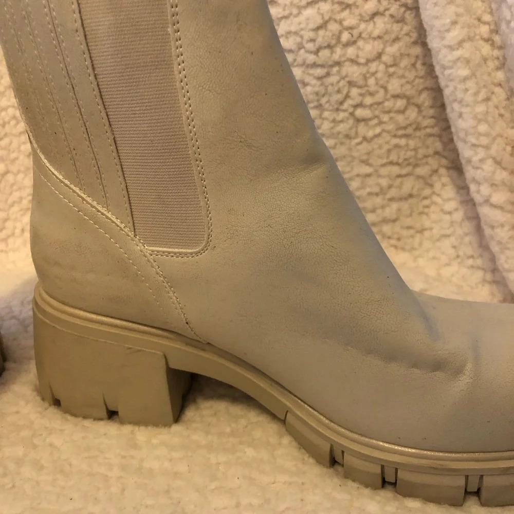 MIA Rigo Women’s Off-White Ankle Boots - Picture 5 of 10